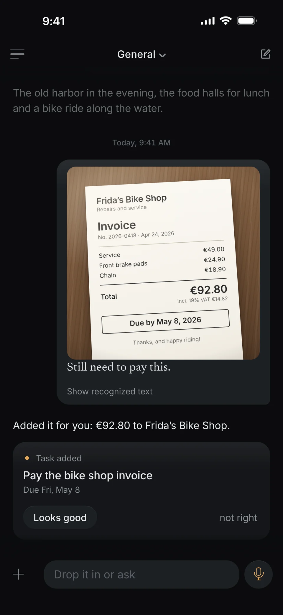 Mandas la foto de una factura del taller de bicis de Frida por 92,80 euros, a pagar antes del 8 de mayo, y escribes: Esto aún tengo que pagarlo. dunel responde: Te lo he apuntado: 92,80 € al taller de bicis de Frida. Debajo, la tarjeta: Tarea creada, Pagar la factura del taller de bicis, vence el viernes 8 de mayo.